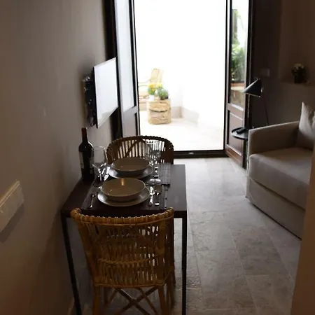 Chacon & Appartement *